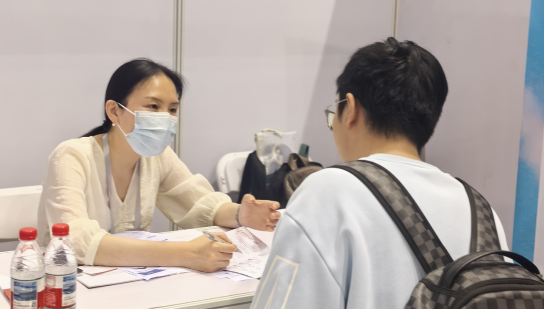 中大咨询春招走进多个知名高校,以专业楫浪,与时代同频 中大咨询春招走进多个知名高校,以专业楫浪,与时代同频