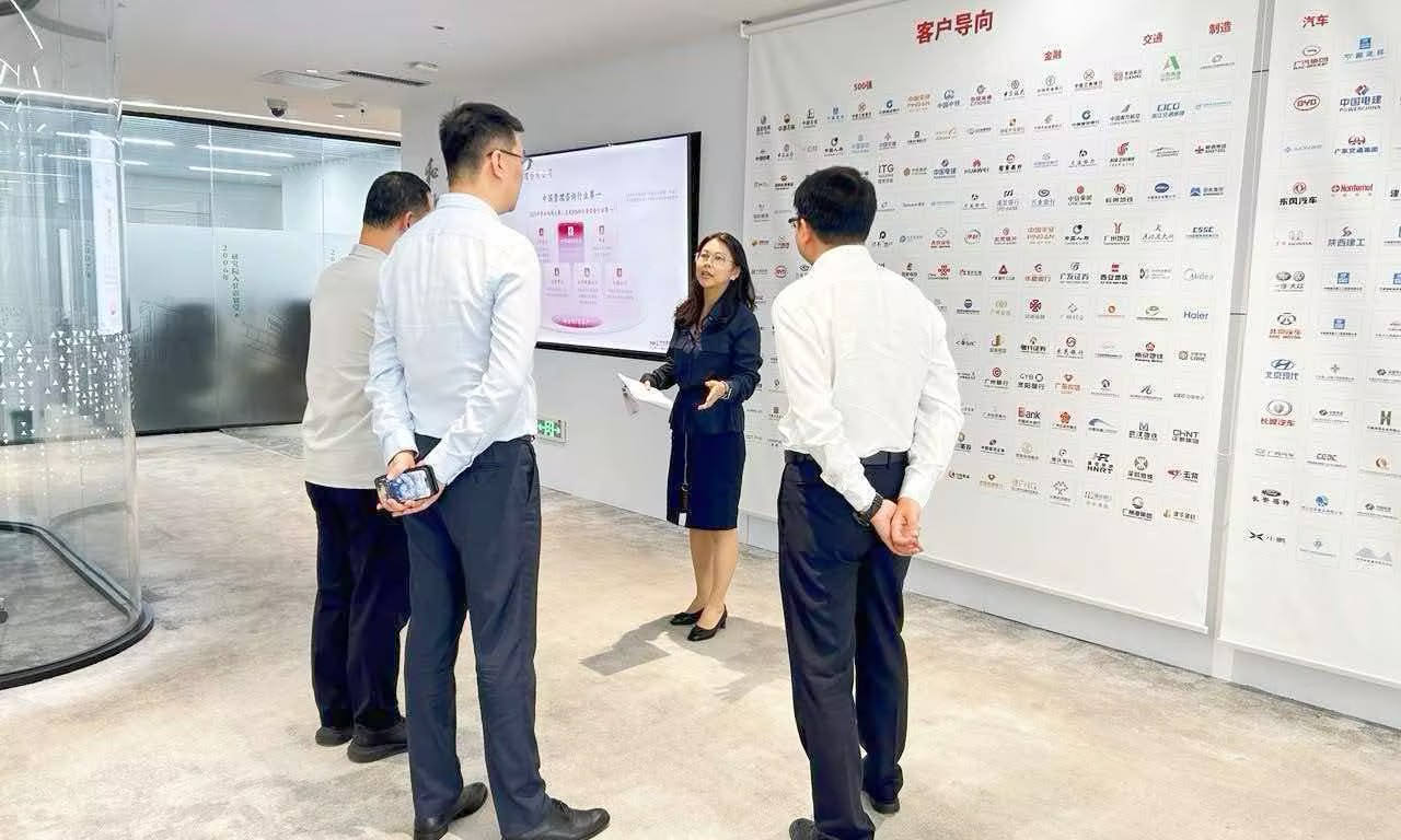 巴航工业、南方航空代表来访中大咨询考察交流,共探航空市场和产业发展新路径 巴航工业、南方航空代表来访中大咨询考察交流,共探航空市场和产业发展新路径