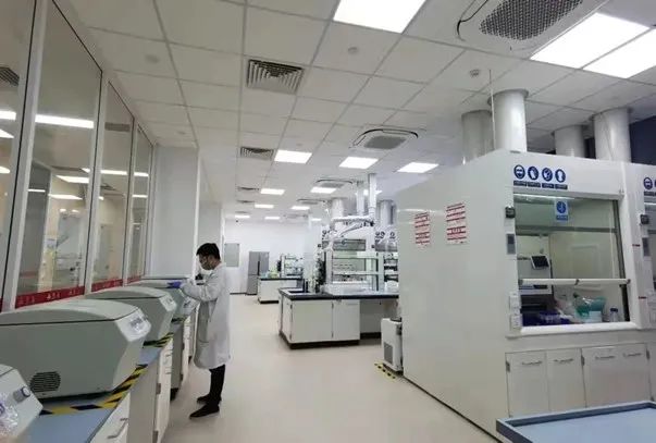 汉潮公司现代化检验检测实验室,中大咨询整理 汉潮公司现代化检验检测实验室,中大咨询整理